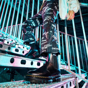 NIB Dr. Martens Rikard Chelsea Size: 11